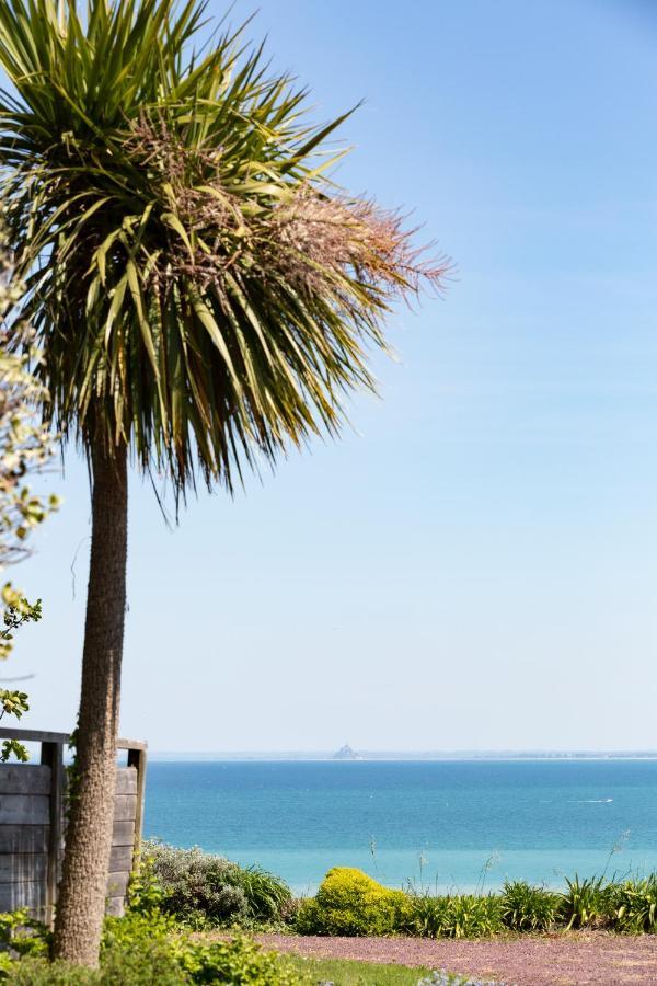 La Metairie-Du-Vauhariot - Vue Mer Et Mont Saint Michel - Piscine Chauffee - Acces Gr34 Канкаль Экстерьер фото