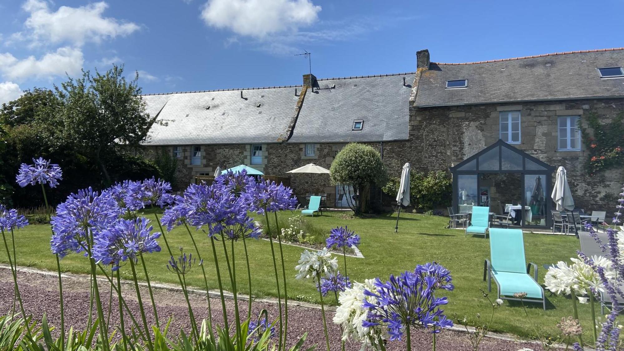 La Metairie-Du-Vauhariot - Vue Mer Et Mont Saint Michel - Piscine Chauffee - Acces Gr34 Канкаль Экстерьер фото
